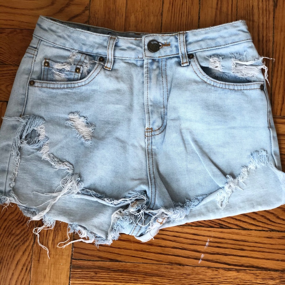 Blue high waisted jean denim shorts